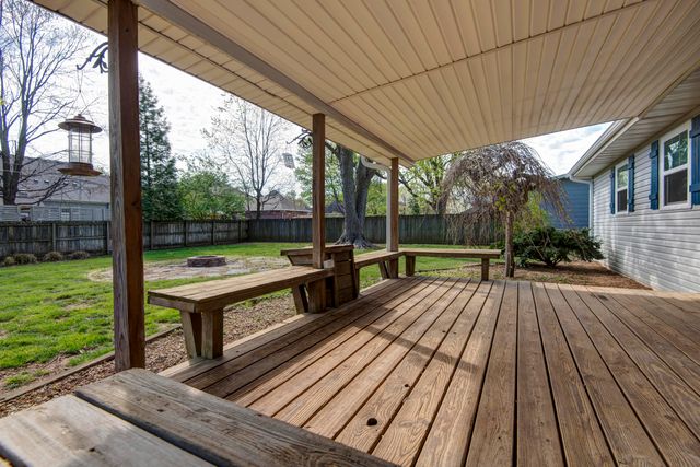 3732 S West Avenue, Springfield, MO 65807