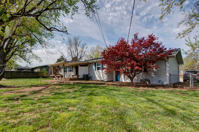 3732 S West Avenue, Springfield, MO 65807