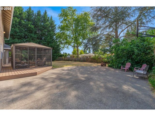 115 Ne 39TH Ave, Hillsboro, OR 97124