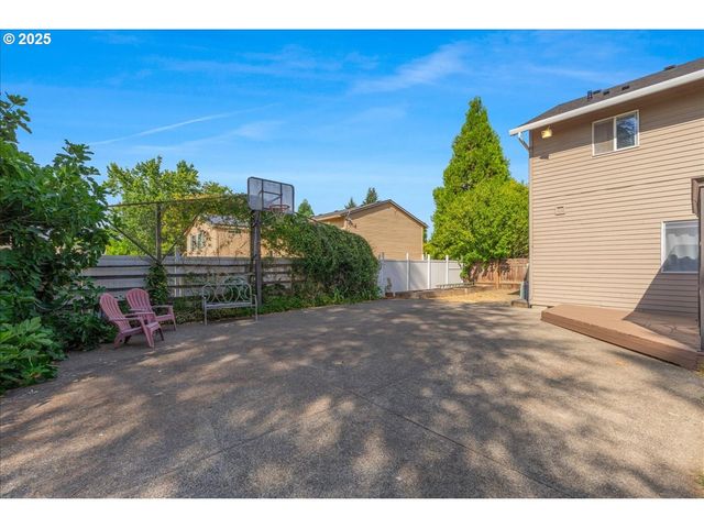 115 Ne 39TH Ave, Hillsboro, OR 97124