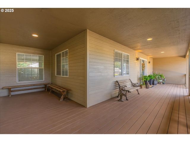 115 Ne 39TH Ave, Hillsboro, OR 97124