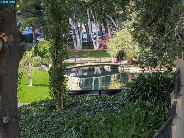 820 N Delaware St 215, San Mateo, CA 94401