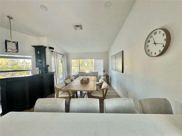 18715 NW 1st St, Pembroke Pines, FL 33029