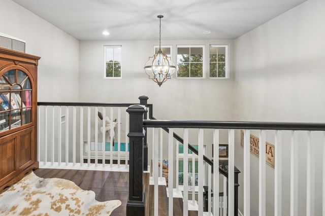 1815 Charter Street, Columbus, TX 78934
