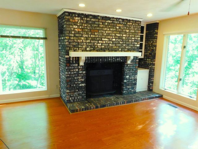 31 Penacook Drive, Rochester, IL 62563