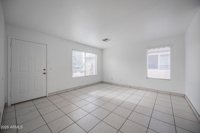 10864 W DEVONSHIRE Avenue, Phoenix, AZ 85037