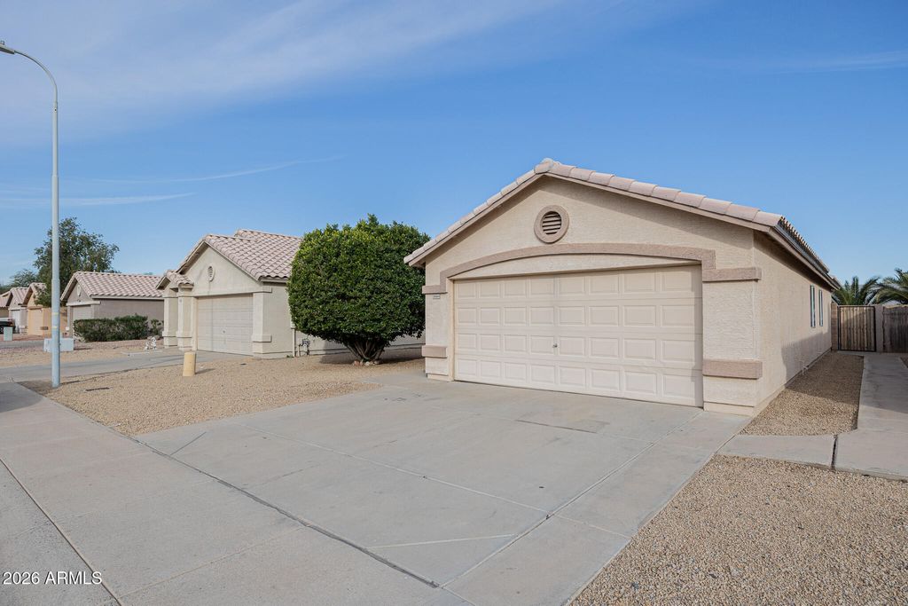 10864 W DEVONSHIRE Avenue, Phoenix, AZ 85037