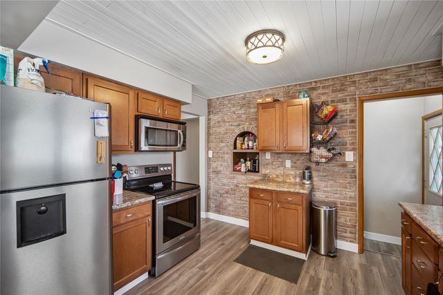 4101 33rd Street, Des Moines, IA 50310