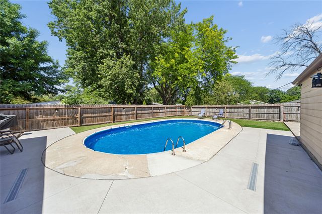 4101 33rd Street, Des Moines, IA 50310