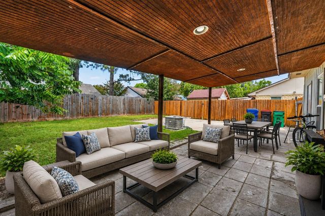 19322 Woodglen Drive, Katy, TX 77449