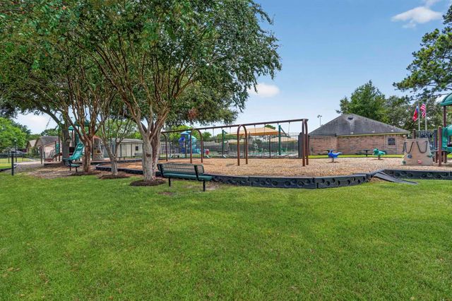 19322 Woodglen Drive, Katy, TX 77449