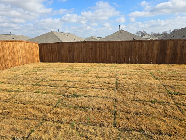 2009 Derby Lane, Aubrey, TX 76227