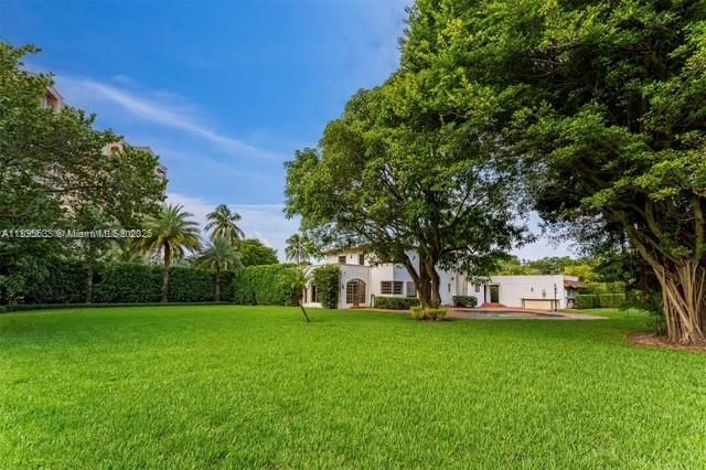611 N Greenway Dr, Coral Gables, FL 33134