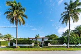 611 N Greenway Dr, Coral Gables, FL 33134