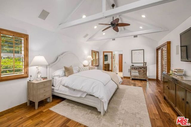 9545 Dalegrove Drive, Beverly Hills, CA 90210