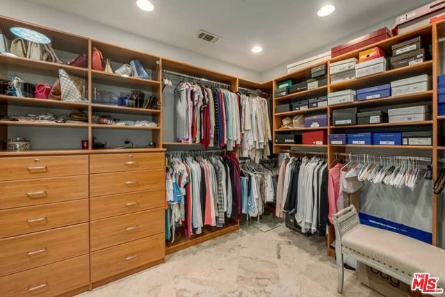 9545 Dalegrove Drive, Beverly Hills, CA 90210