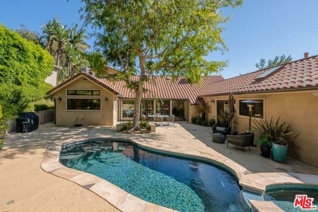 9545 Dalegrove Drive, Beverly Hills, CA 90210