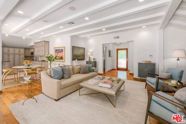 9545 Dalegrove Drive, Beverly Hills, CA 90210