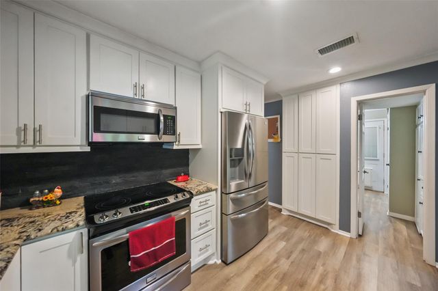 200 Cochran Lane, Coldspring, TX 77331