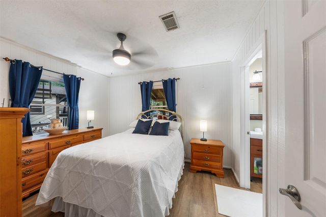 200 Cochran Lane, Coldspring, TX 77331