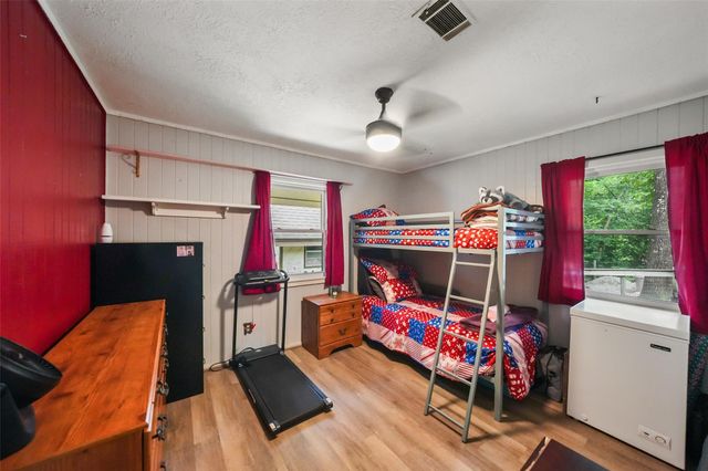 200 Cochran Lane, Coldspring, TX 77331