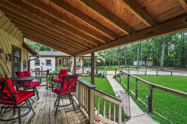 200 Cochran Lane, Coldspring, TX 77331
