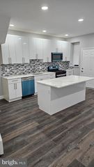 2815 N 24TH ST, Philadelphia, PA 19132