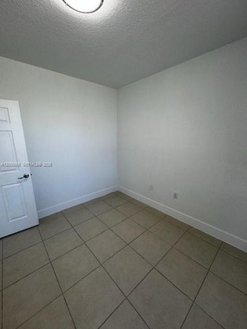 4017 SW 149th Ct 4017, Miami, FL 33185