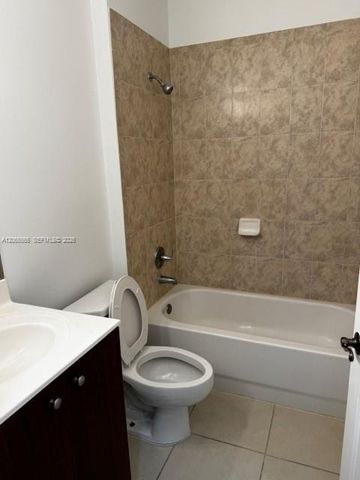 4017 SW 149th Ct 4017, Miami, FL 33185