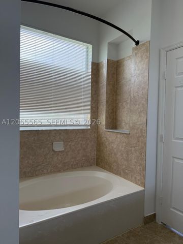 4017 SW 149th Ct 4017, Miami, FL 33185