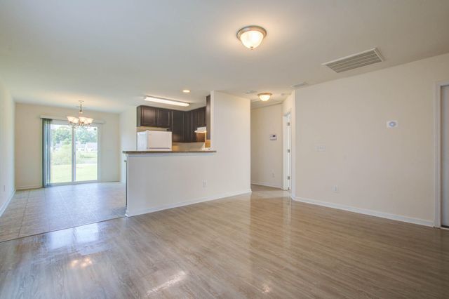 183 Brittondale Road, Summerville, SC 29485