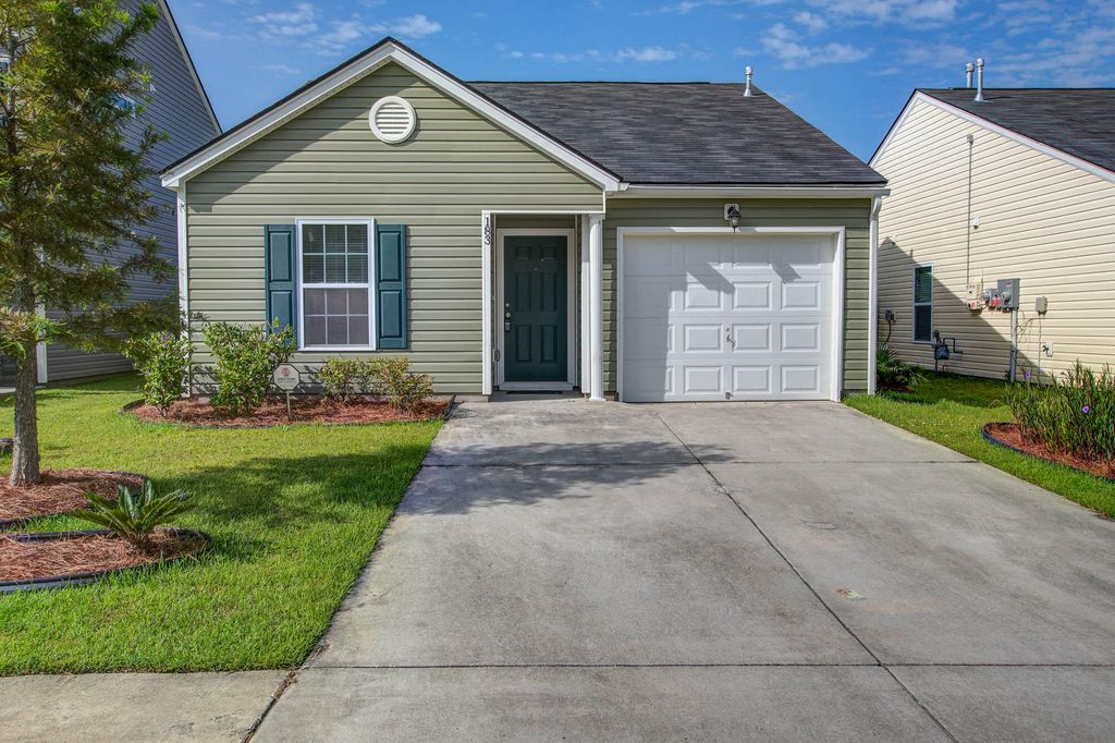 183 Brittondale Road, Summerville, SC 29485
