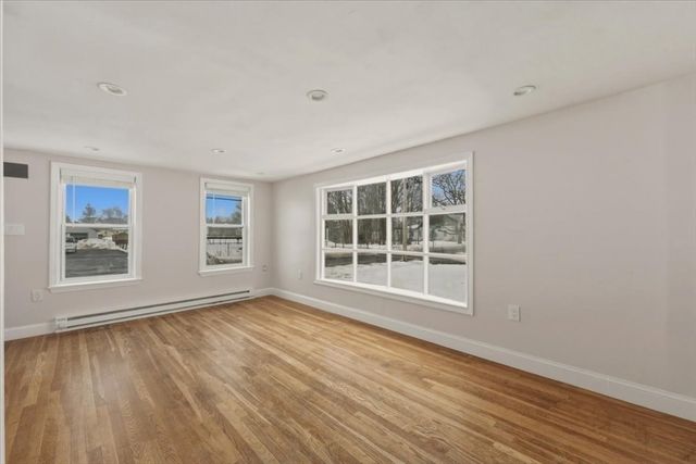 240 Washington St, Taunton, MA 02780