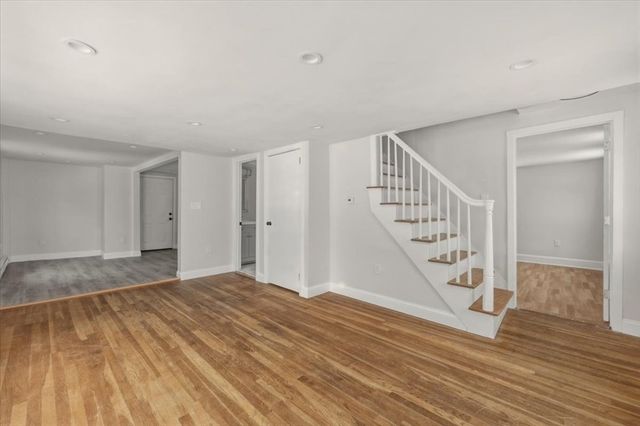 240 Washington St, Taunton, MA 02780