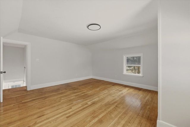 240 Washington St, Taunton, MA 02780