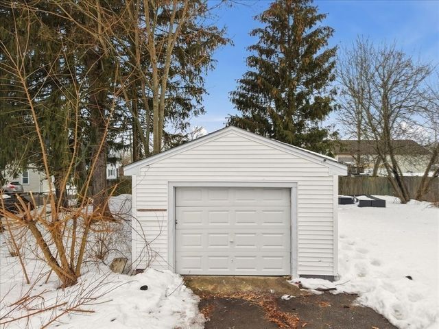 240 Washington St, Taunton, MA 02780