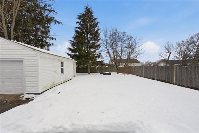 240 Washington St, Taunton, MA 02780