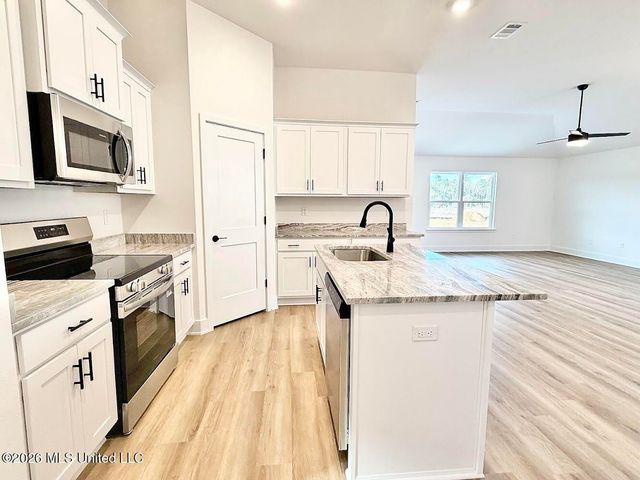 14168 Hartland Drive, Gulfport, MS 39503