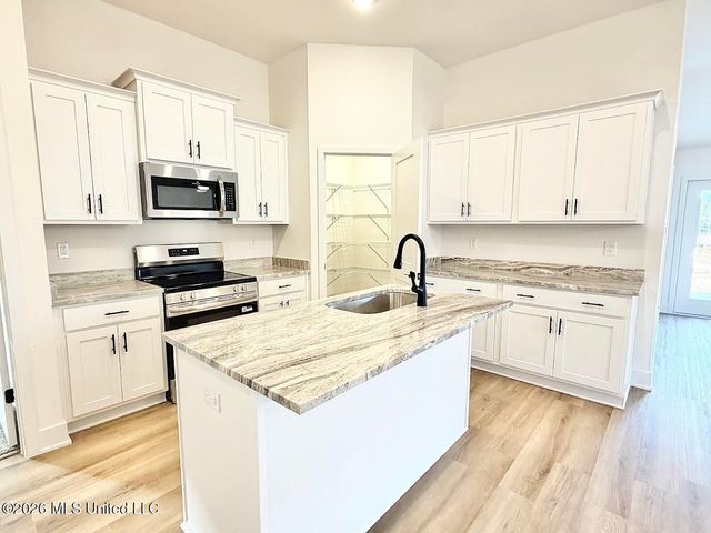 14168 Hartland Drive, Gulfport, MS 39503