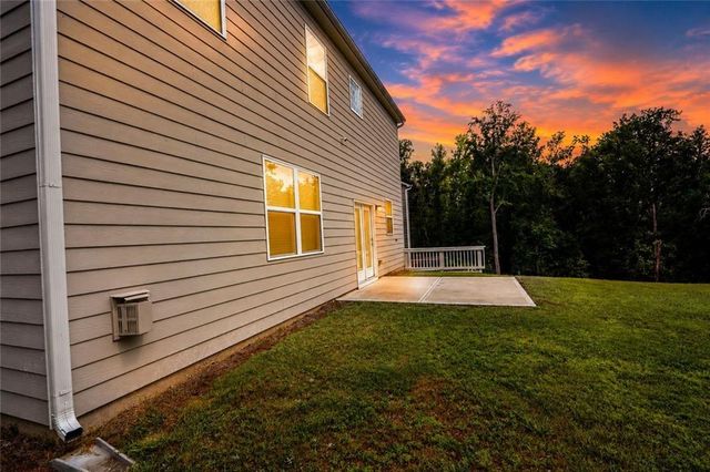 965 Athena Bend, Fairburn, GA 30213