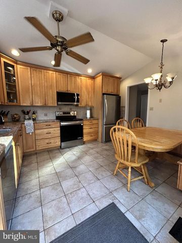 4200 SELLMAN RD, Beltsville, MD 20705