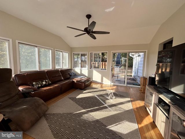 4200 SELLMAN RD, Beltsville, MD 20705