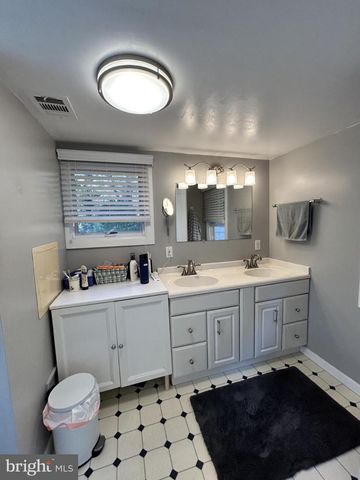 4200 SELLMAN RD, Beltsville, MD 20705