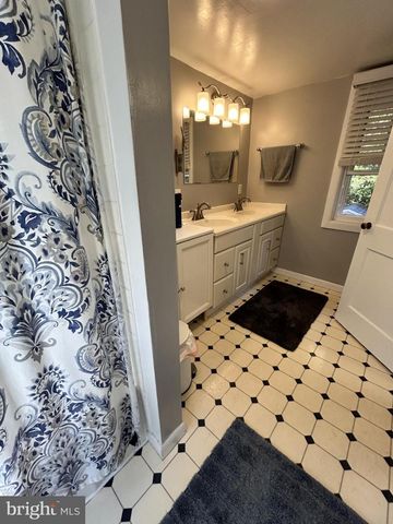 4200 SELLMAN RD, Beltsville, MD 20705