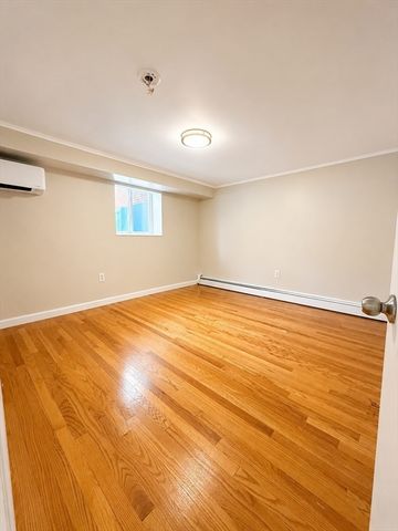 56 Bryon Rd 2, Brookline, MA 02467
