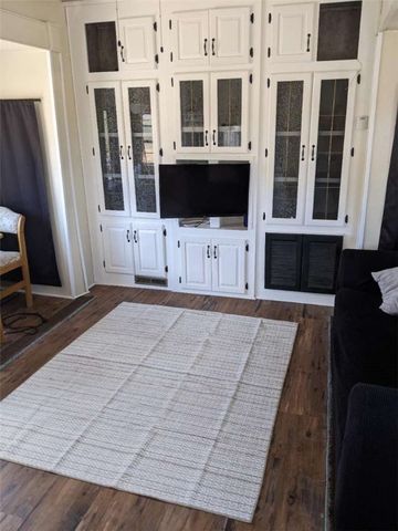 4597 Hopi Road, Golden Valley, AZ 86413