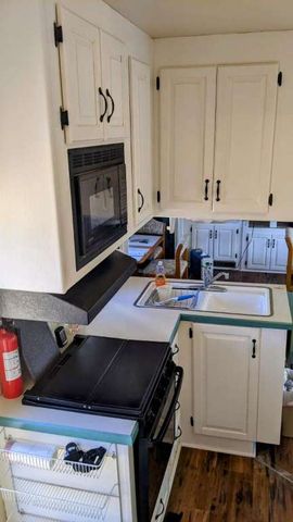 4597 Hopi Road, Golden Valley, AZ 86413