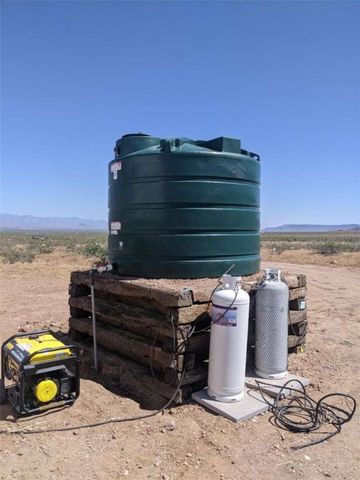 4597 Hopi Road, Golden Valley, AZ 86413