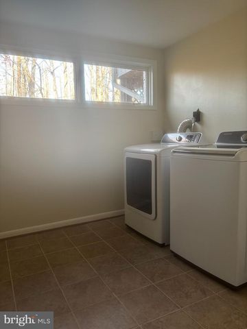 7425 DULANY DR, Mclean, VA 22101