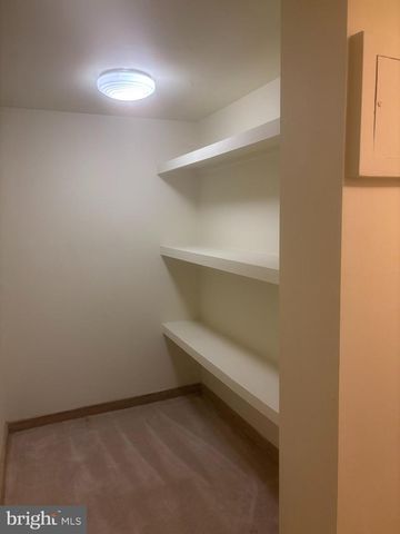 7425 DULANY DR, Mclean, VA 22101